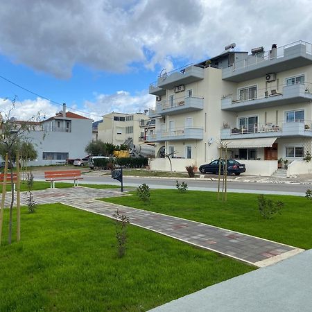 Kiriakos Apartment 卡拉马塔 外观 照片